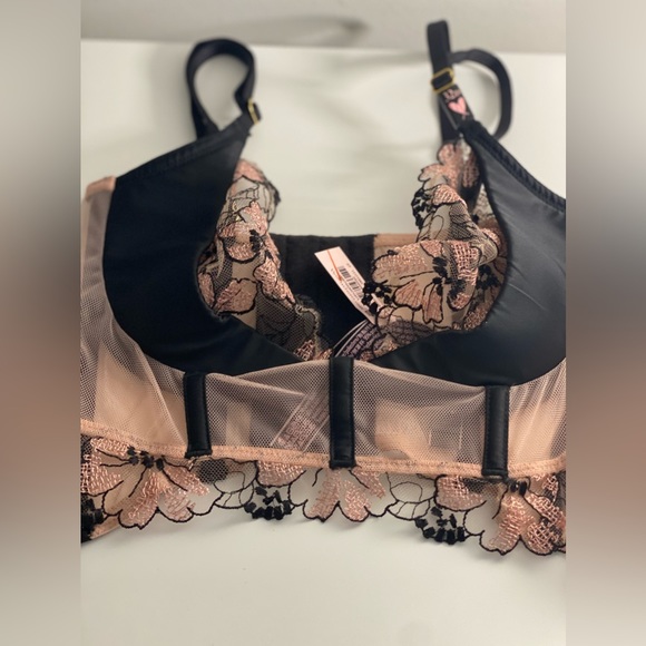 32 D Victoria's Secret Black and Pink Lace corset bra sexy - Picture 5 of 6